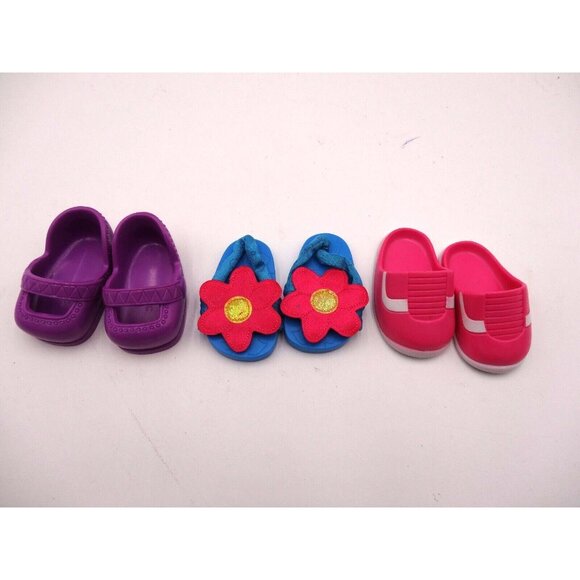 Dora The Explorer Dress Up Adventure 15" Doll 2003‎ -3 Pairs of Shoes Lot - Picture 2 of 16